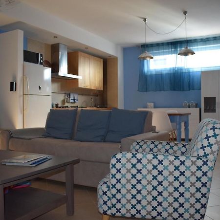 דירות מנדוריה Journey House מראה חיצוני תמונה