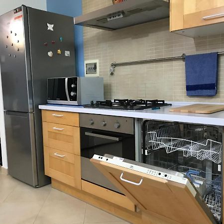 דירות מנדוריה Journey House מראה חיצוני תמונה