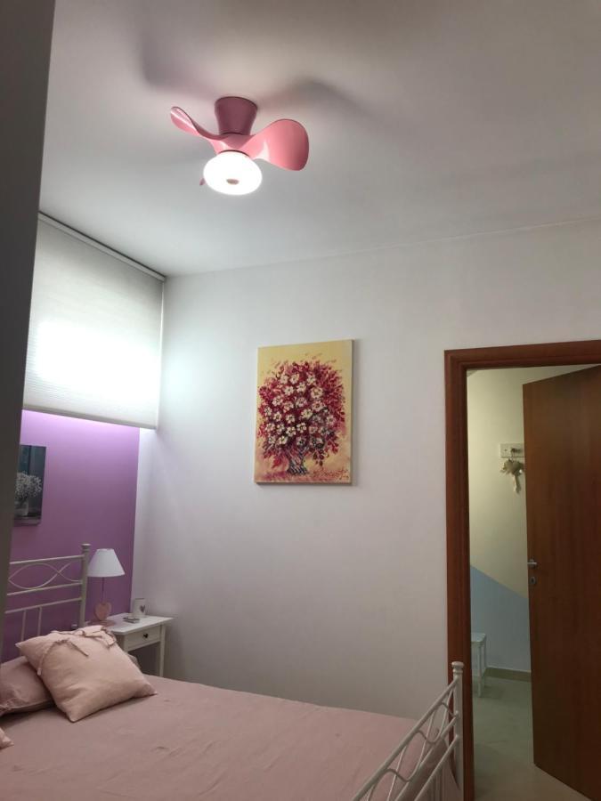 דירות מנדוריה Journey House מראה חיצוני תמונה